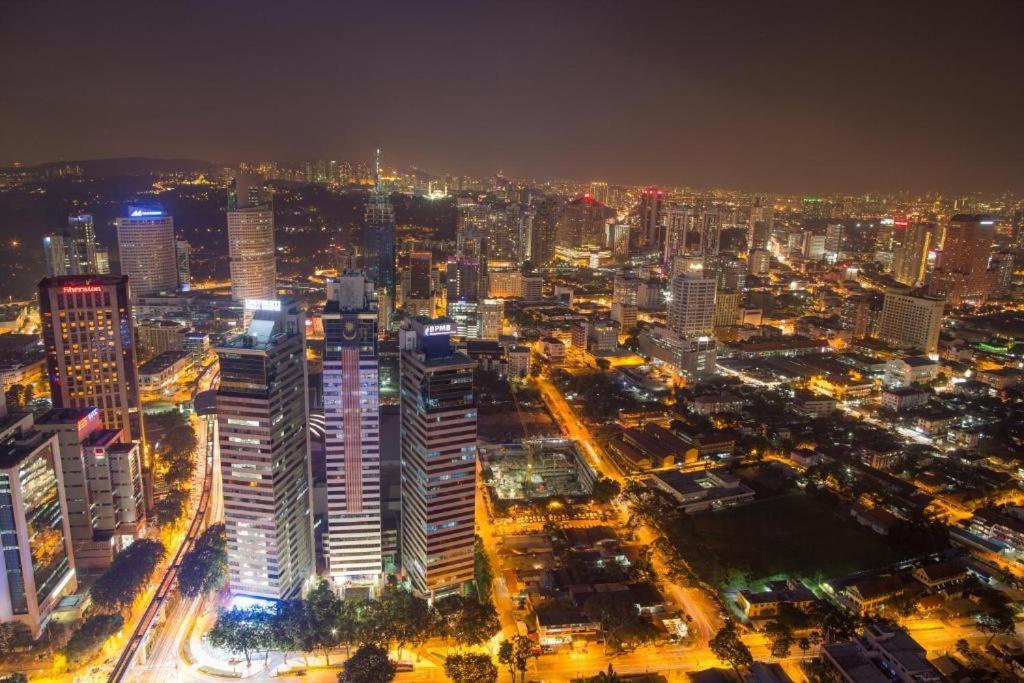 The Platinum Suites Klcc Kuala Lumpur Bagian luar foto